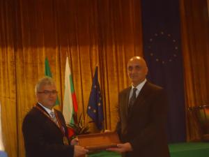 Днес кметът на Община Враца инж. Николай Иванов официално встъпи в длъжност.