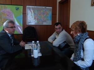 Днес кметът на Община Враца инж. Николай Иванов проведе работна среща с г-жа Емилия Велева – представител на RBO и г-н Димитър Денев - проектант,