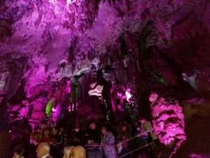 Над 350 врачани на концерт в  пещерата Леденика