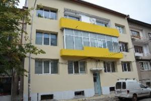 Дейностите по саниране на първите два блока във Враца се изпълняват в срок