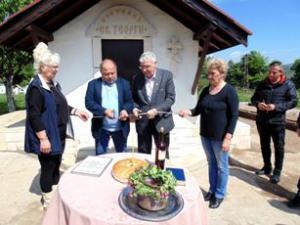 Главният архитект Чавдар Спасов откри костница в новия гробищен парк във Враца