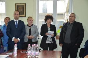 Кметът Калин Каменов и зам.-министър Лидия Нейчева със спешни мерки за оздравяването на болницата във Враца