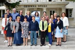 Заместник-кметът Петя Долапчиева посрещна гости от  6 държави